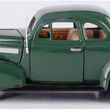 Motormax 1:24 1939 Chevrolet Coupe