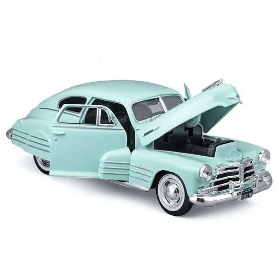 1/25 1948 Chevrolet Fleetline Aerosedan Açık Yeşil