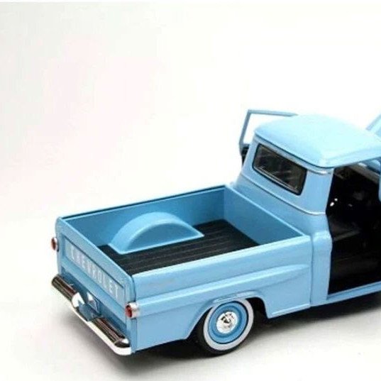 Motormax 1:24 1958 Chevy Apache Fleetside Pickup -Mavi 
