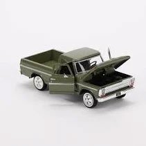 Motormax 1/24 Ford F-100 Pickup - Yeşil