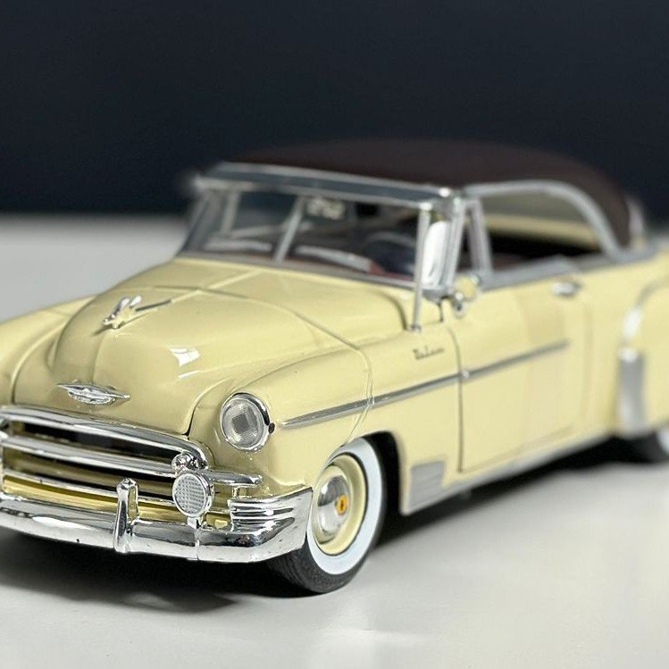 Motormax 1:24 1950 Chevy Bel Air Motormax 1:24 1950 Chevy Bel Air