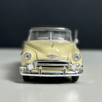 Motormax 1:24 1950 Chevy Bel Air Motormax 1:24 1950 Chevy Bel Air